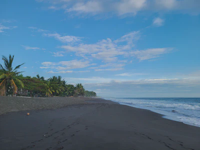 The calm side of Playa Hermosa