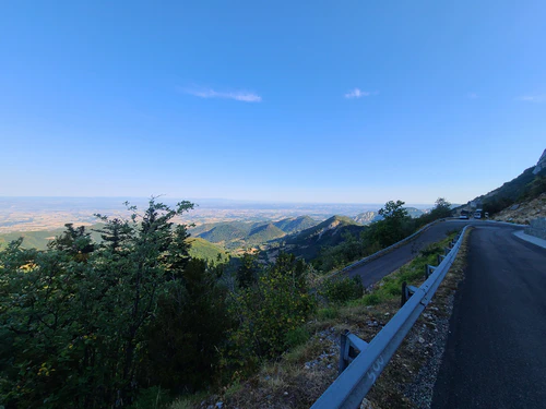 Early morning ride to Col de Tourniol