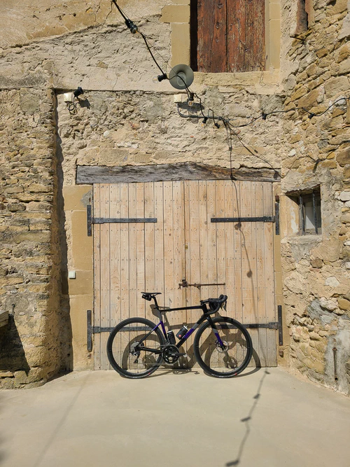 Early morning ride to Col de Tourniol