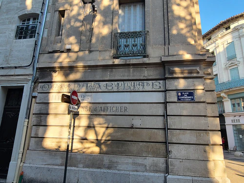 Ghost sign in Avignon