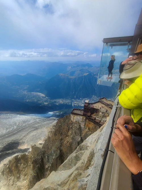 Stunning views in all directions from Aguille du Midi.