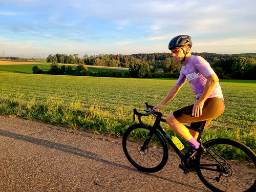 It's Felix! (Sunset ride outside of Zurich)